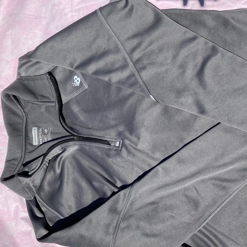 NEW BALANCE GRAY 1/4 ZIP UP SWEATER